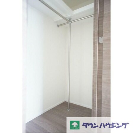 コンフォリア東新宿ステーションフロントの物件内観写真